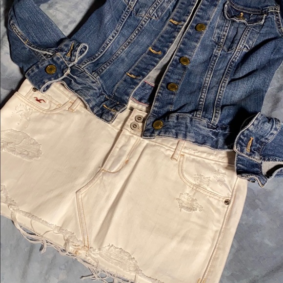 Hollister Dresses & Skirts - Hollister Distressed Mini Skirt